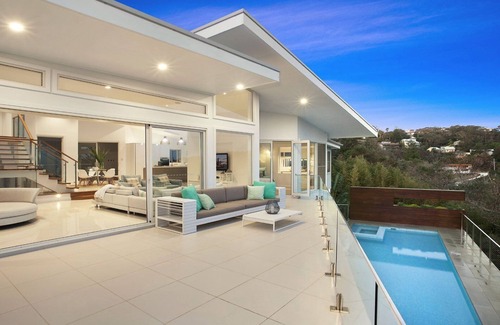 North Avoca Casa | AZURE, AVOCA BEACH - VISTAS AL MAR, 13M PISCINA, CORTO PASEO A LA PLAYA, WIFI Y FOXTEL