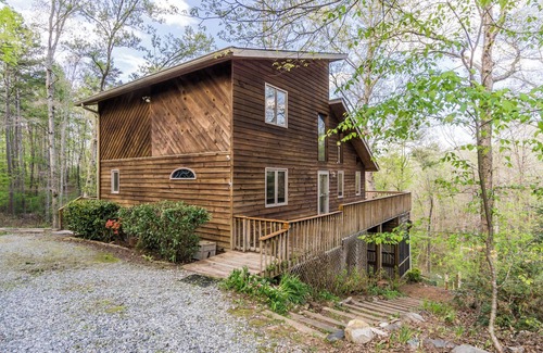 Dahlonega Casa | New Listing! Azure Springs - 3 Bed Cabin, Hot Tub