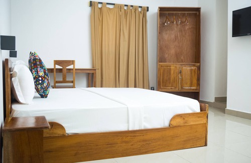 Lome Hotel | AZURIA HOTEL