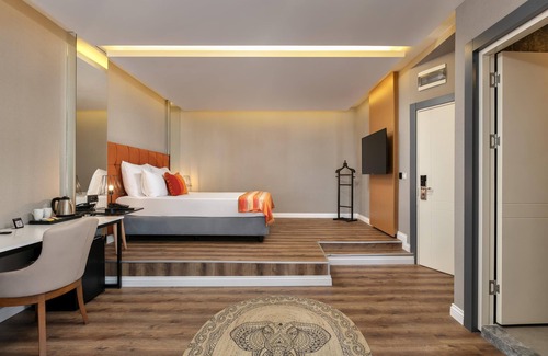 Eski Lara Hotel | Azuu Hotel