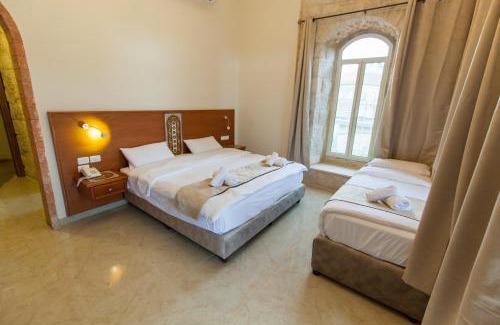 Jerusalem Hotel | Azzahra Boutique Hotel & Restaurant - Jerusalem