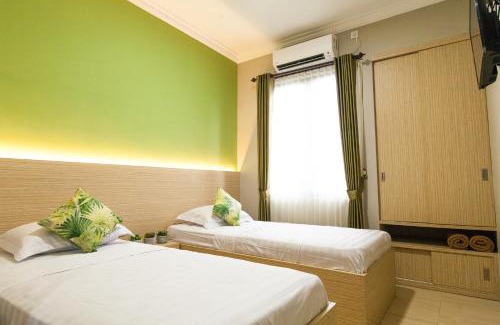 Sedati Casa | Azzahra Guest House Syariah near Juanda