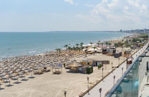 Navodari Apartamento | Azzurro Beachfront 2 - Sea View