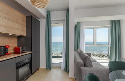 Navodari Apartamento | Azzurro Beachfront 2 - Sea View