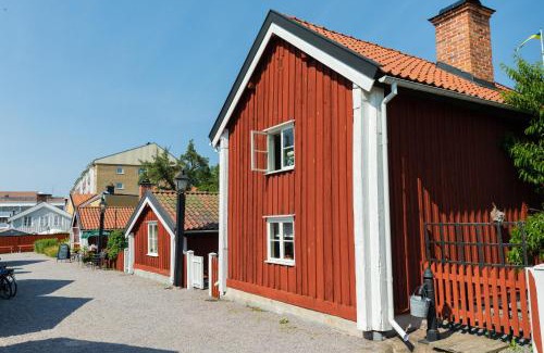 Vastervik Cabina | Båtsmansstugorna
