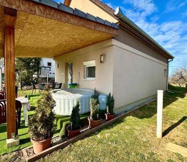 Kaposvar Apartamento | Bíbic Vendégház
