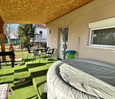 Kaposvar Apartamento | Bíbic Vendégház