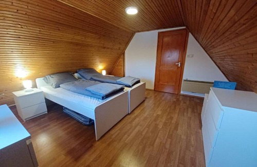 Nagylapos Casa | Bónom-zugi Pihenőház