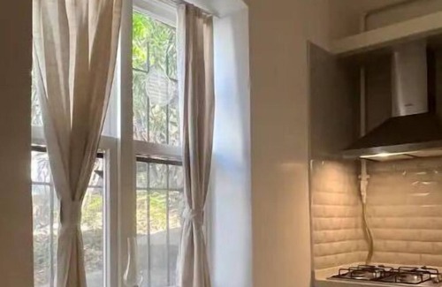 Adalar Apartamento | Büyükada’da Deniz Manzaralı Köşk