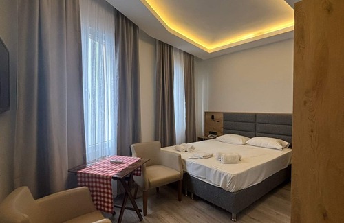 Adalar Hotel | BÜYÜKADA MARİNE HOUSE HOTEL