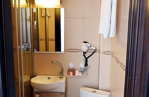 Adalar Hotel | BÜYÜKADA MARİNE HOUSE HOTEL