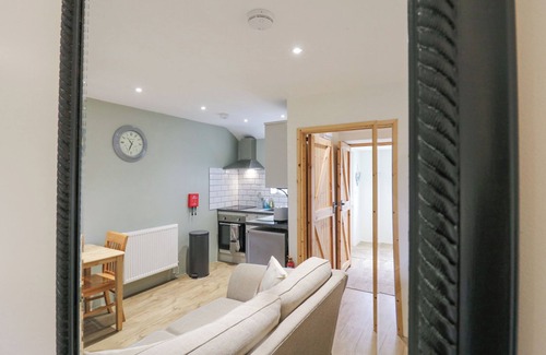 Howlett End Cabaña | B&B 3, romantic, with a garden in Great Sampford