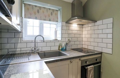 Howlett End Cabaña | B&B 3, romantic, with a garden in Great Sampford
