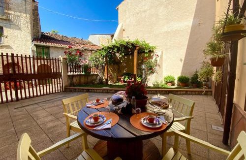 Massa d'Albe Cama Y Desayuno | B&B A Casa di Nonna