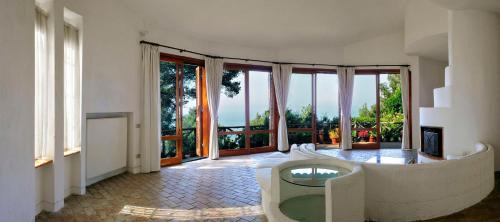Ameglia Cama Y Desayuno | B&B Al Cavalluccio Marino