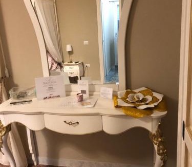 Castel Baronia Cama Y Desayuno | B&B Baronia Luxury Rooms