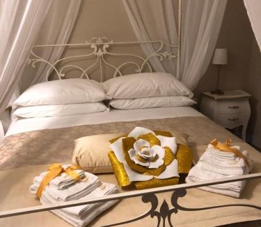 Castel Baronia Cama Y Desayuno | B&B Baronia Luxury Rooms