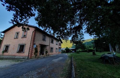 Rocca di Botte Cama Y Desayuno | B&B Calecatine