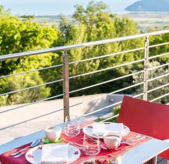 Ortonovo Cama Y Desayuno | B&B Casa Colleverde