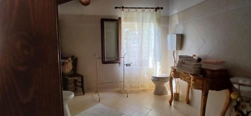 Urbino Apartamento | B&B castelboccione stanza gialla condivisa