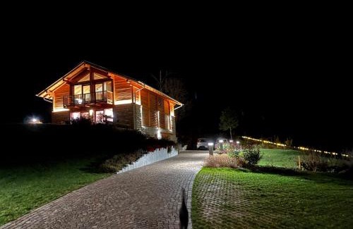 Strembo Cama Y Desayuno | B & B Chalet Plan