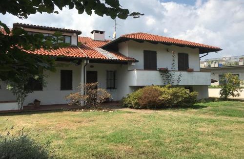 Vergnasco Cama Y Desayuno | B&B Come A Casa