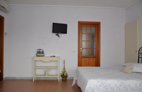 Piano di Conca Cama Y Desayuno | B & B Da Ferro