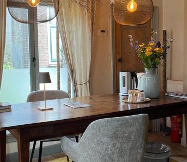 Gouda Cama Y Desayuno | B&B De Kamer Hiernaast