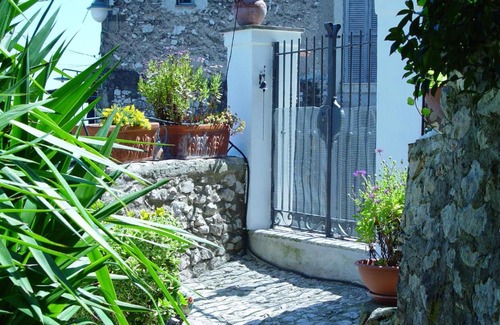 Artena Cama Y Desayuno | B&B Dell' Artista