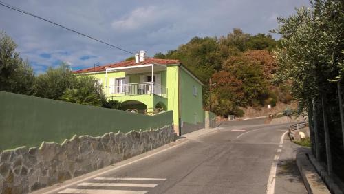 Noli Cama Y Desayuno | B&B Elfo degli Ulivi