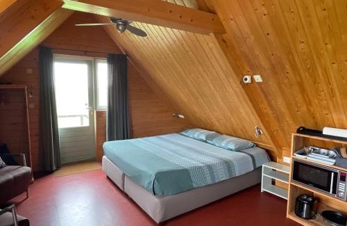 It Heidenskip Cama Y Desayuno | B&B en Vakantiehuisje Ursula