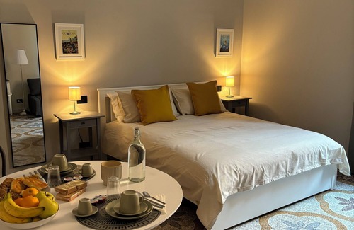 Castelletto Cama Y Desayuno | B&B Genova Holiday