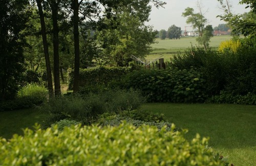 Sint-Martens-Lierde Cama Y Desayuno | B&B Goudsbloempje