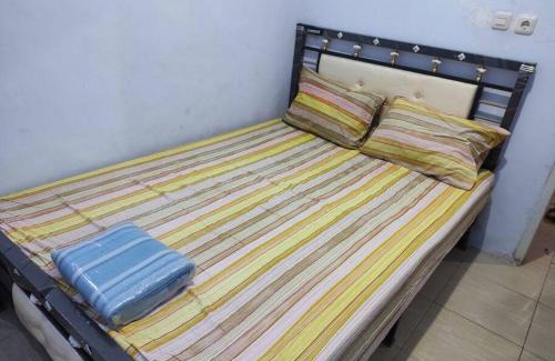 Genteng Apartamento | B&B Guest House