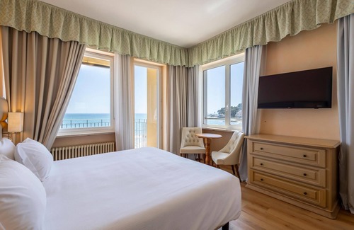 Diano Marina Hotel | B&B Hotel Diano Marina Palace