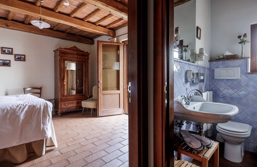 Buggiano Cama Y Desayuno | B&B Hotel La Piana