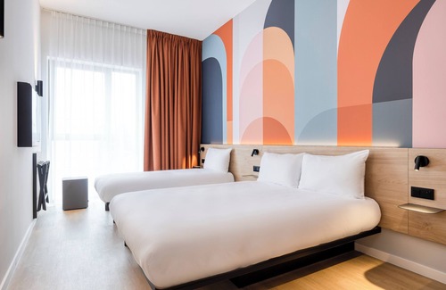 Gasperich Hotel | B&B HOTEL Luxembourg Centre Cloche D'Or