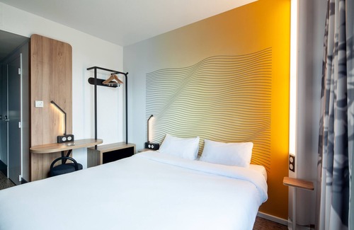 Amerique Hotel | B&B HOTEL Paris Porte des Lilas
