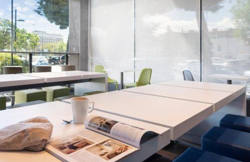 La Jota Hotel | B&B HOTEL Zaragoza Plaza Mozart