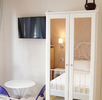 Rimini Historic Center Cama Y Desayuno | B&B I Propilei di San Girolamo