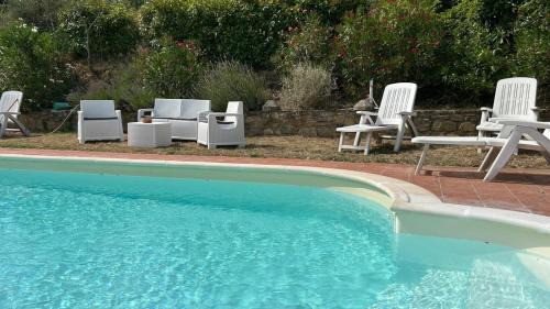Teverina di Cortona Cama Y Desayuno | B&B Il Casale Del Ginepro