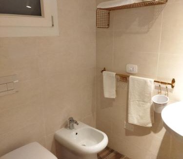 Reggiolo Cama Y Desayuno | B&B IL CEDRO