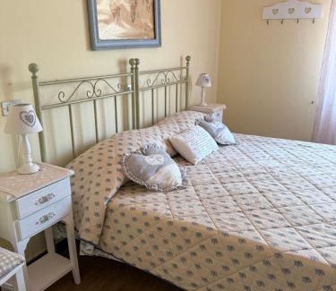 Tuili Cama Y Desayuno | B&b il Giardino da Pina