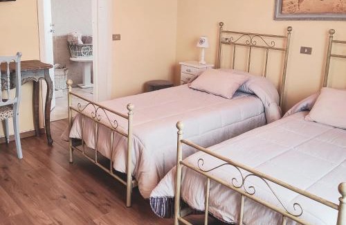 Tuili Cama Y Desayuno | B&b il Giardino da Pina