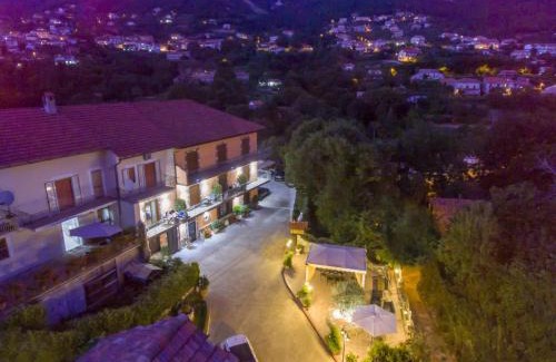 Agerola Cama Y Desayuno | B&B Il Girasole