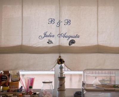 Albenga Cama Y Desayuno | B&B Iulia Augusta