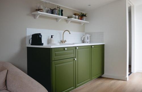 Zaandijk Apartamento | B&B La Balena in Zaandijk near Amsterdam