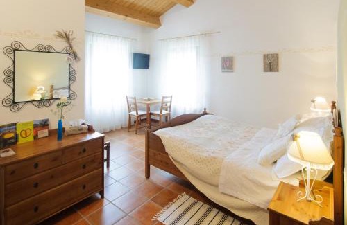 Mondaino Cama Y Desayuno | B&B La Fenice