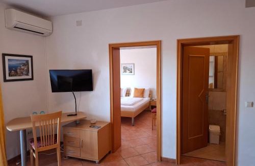 Punat Cama Y Desayuno | B&B La Perla 1