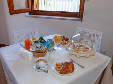 Paestum Cama Y Desayuno | B&B Le Dee di Paestum